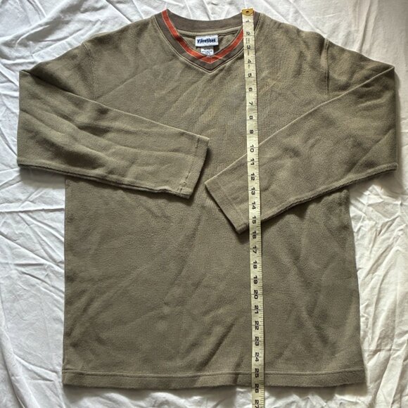 Light Green Vintage V-Neck Pullover Sweater - Picture 5 of 10